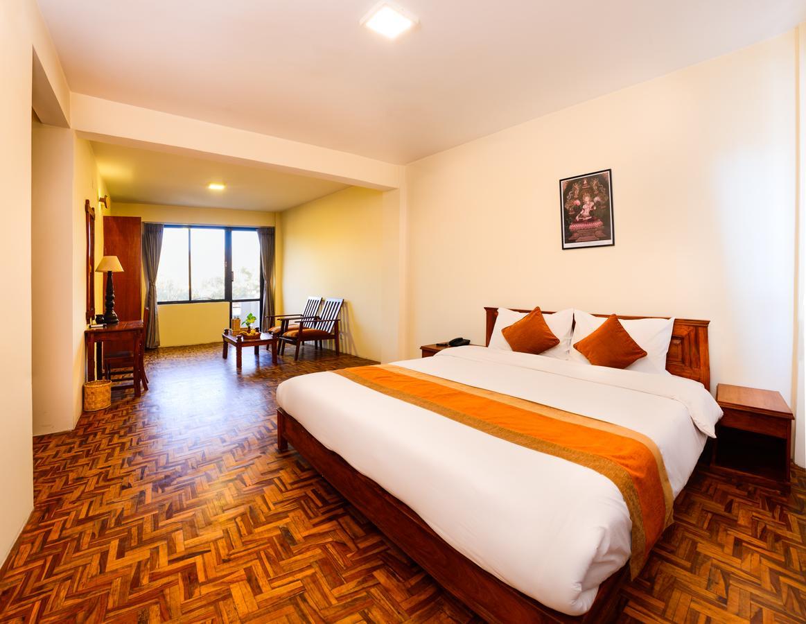 Golden Temple Inn Kathmandu Exterior photo