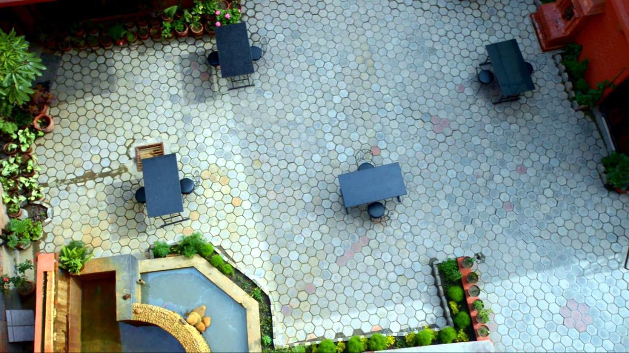 Golden Temple Inn Kathmandu Exterior photo