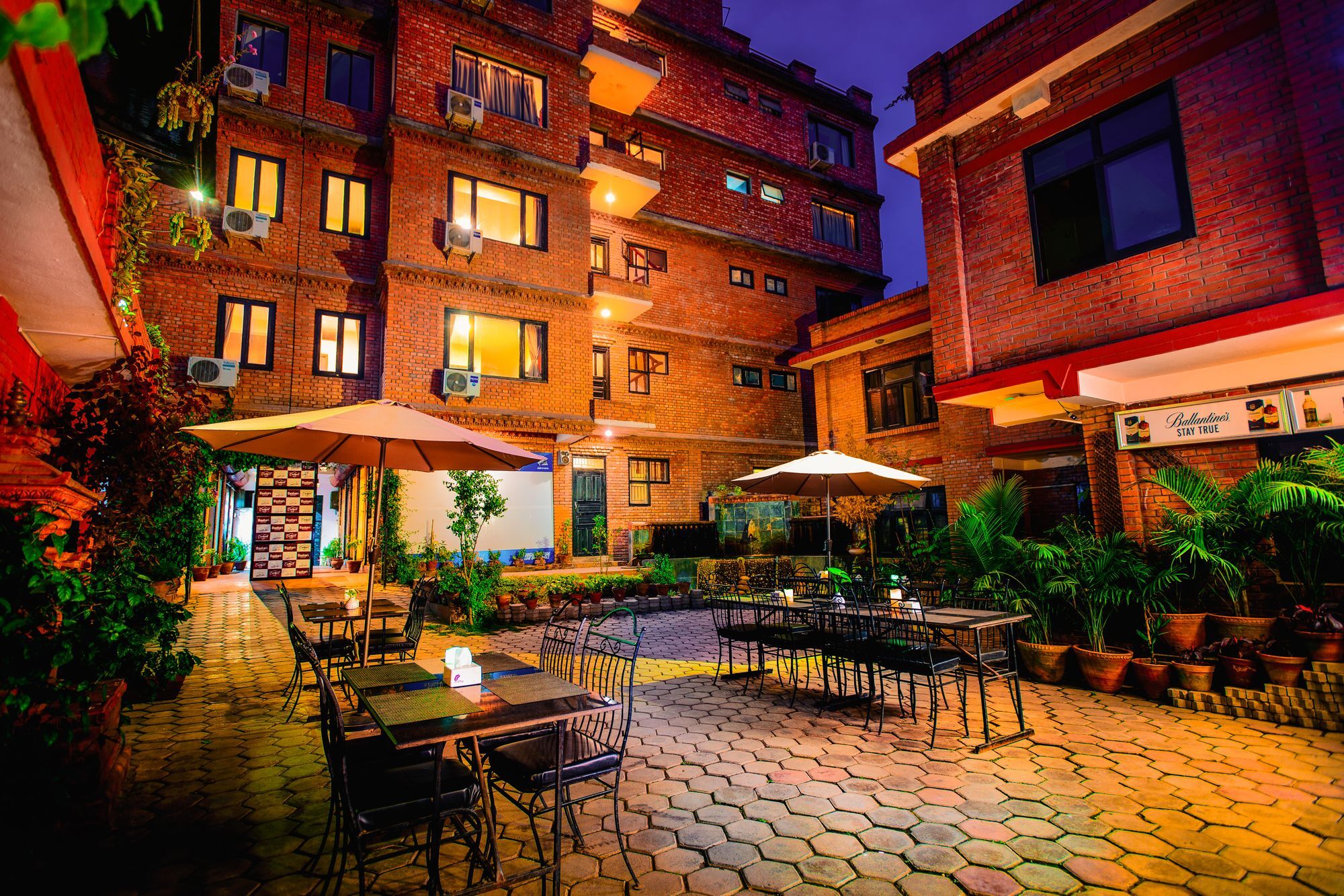 Golden Temple Inn Kathmandu Exterior photo